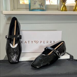 Katy Perry Collections Black Textured womens Loafers